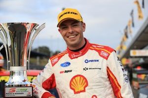 Race winner Scott McLaughlin, DJR Team Penske
