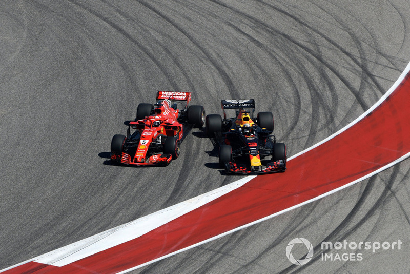 GP Amerika Serikat: Melintir setelah kontak dengan Daniel Ricciardo