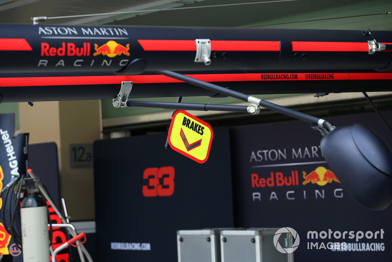 Le garage Red Bull Racing