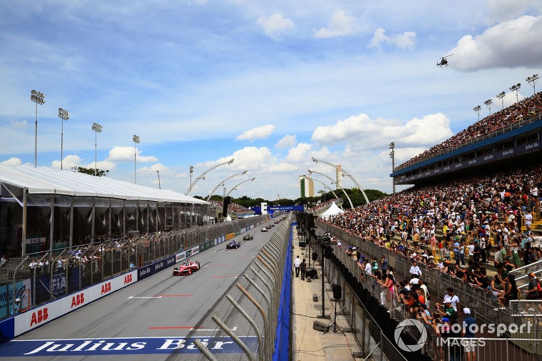 Oliver Rowland Nissan Equipo de Fórmula E Nissan e-4ORCE 05 Pascal Wehrlein TAG Heuer Porsche Equipo de Fórmula E Porsche 99X Electric Gen, Maximilian Gunther DS Penske DS E-Tense FE25