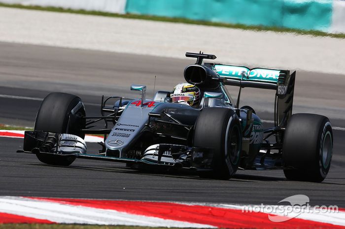 Lewis Hamilton, Mercedes AMG F1 W07 Hybrid