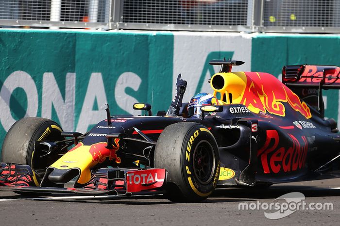 1. Daniel Ricciardo, Red Bull Racing RB12