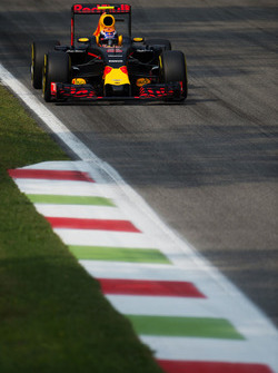 Max Verstappen, Red Bull Racing RB12