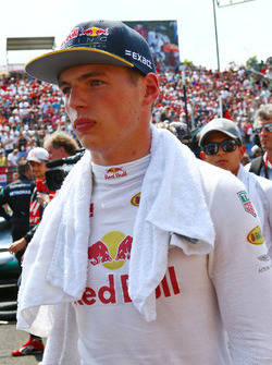 Max Verstappen, Red Bull Racing en la parrilla