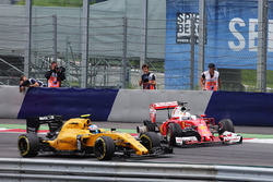 Sebastian Vettel, Ferrari SF16-H retired from the race when his rear tyre exploded