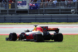 Daniel Ricciardo, Red Bull Racing RB13 abandonne
