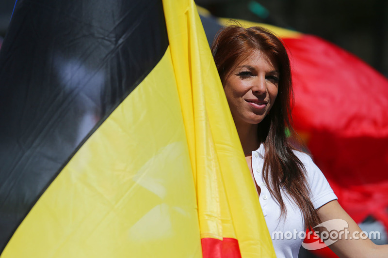 Grid girl