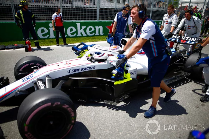 Lance Stroll, Williams Racing, sur la grille