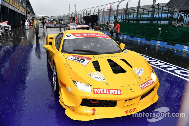 Rama Danindro, Ferrari 488 Challenge