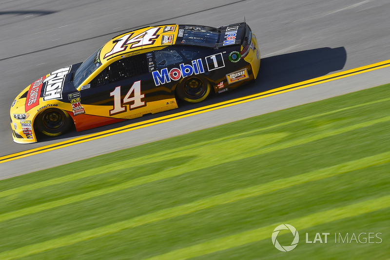 Clint Bowyer, Stewart-Haas Racing, Rush Truck Centers/Mobil 1 Ford