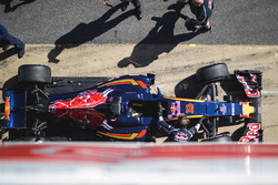 La Scuderia Toro Rosso STR11 di Max Verstappen, Scuderia Toro Rosso nei box