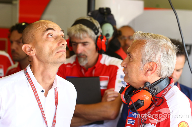 Claudio Domenicali, Ducat, Geschäftsführer; Davide Tardozzi, Ducati, Teamchef