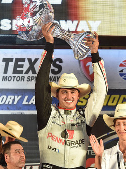 Ganador de la carrera Graham Rahal, Rahal Letterman Lanigan Racing Honda