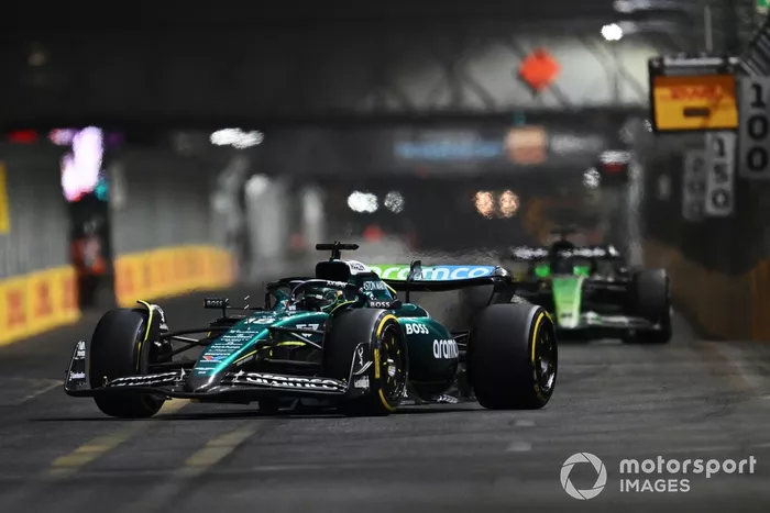 Lance Stroll, Aston Martin AMR24, Valtteri Bottas, Stake F1 Team KICK Sauber C44