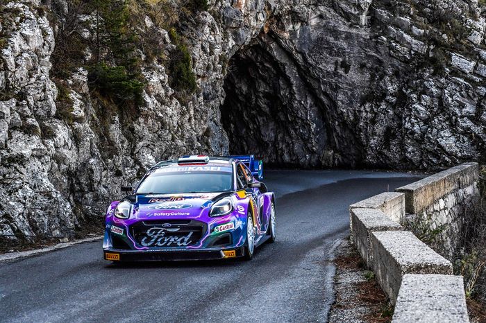 Sébastien Loeb, Isabelle Galmiche, M-Sport Ford World Rally Team Ford Puma Rally1