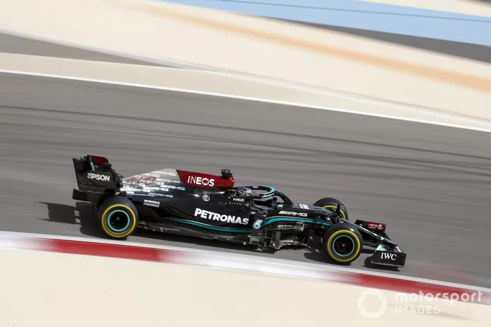 Lewis Hamilton, Mercedes W12 
