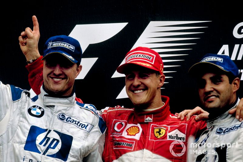Podio: Michael Schumacher, Ferrari, Ralf Schumacher, BMW Williams, Juan-Pablo Montoya, BMW Williams
