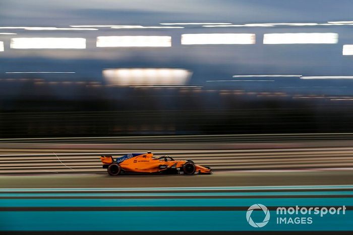 Carlos Sainz Jr., McLaren MCL33