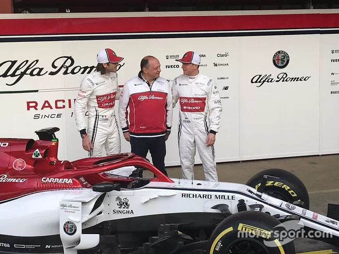 Kimi Raikkonen, Alfa Romeo Racing, Antonio Giovinazzi, Alfa Romeo Racing, Frederic Vasseur,  Alfa Romeo Racing Team Principal