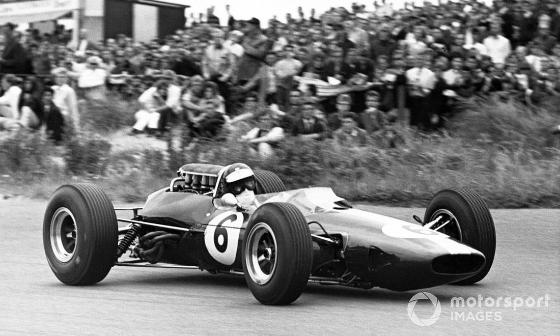 Jim Clark, Lotus 33-Climax, 1ª posición, acción