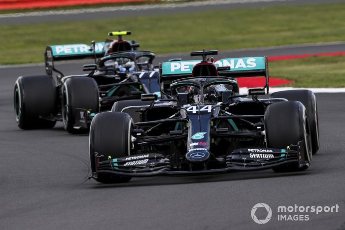 Lewis Hamilton, Mercedes F1 W11, Valtteri Bottas, Mercedes F1 W11