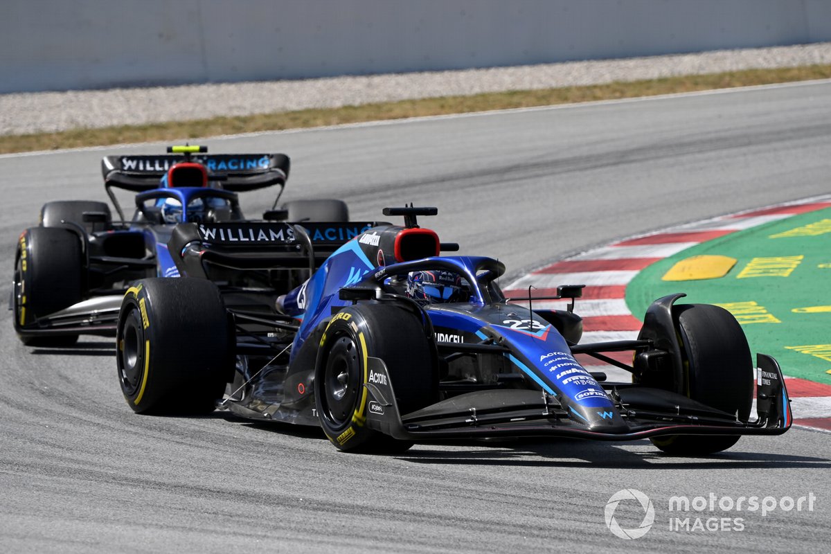 Alex Albon, Williams FW44, Nicholas Latifi, Williams FW44