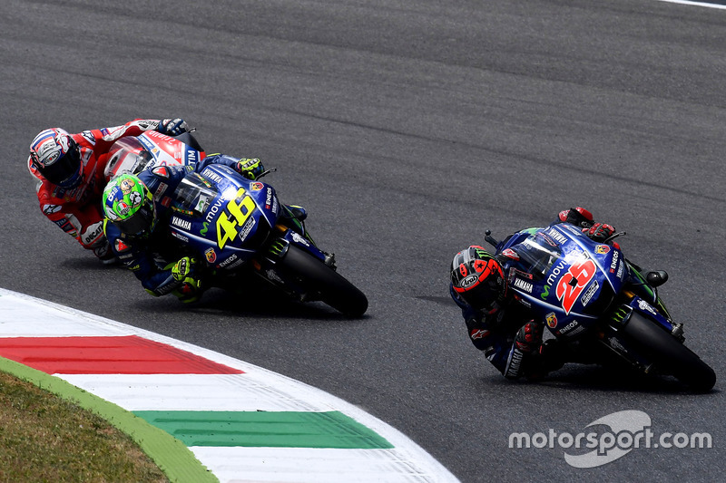 <img src="http://cdn-1.motorsport.com/static/custom/car-thumbs/MOTOGP_2017/BIKES/Yamaha.png" width="80" /> Movistar Yamaha MotoGP