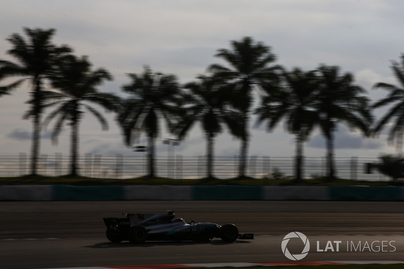 Льюіс Хемілтон, Mercedes AMG F1 W08