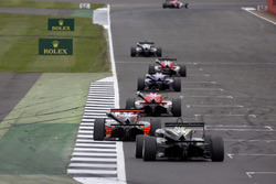 Lando Norris, Carlin, Dallara F317 - Volkswagen, Mick Schumacher, Prema Powerteam, Dallara F317 - Mercedes-Benz, Joey Mawson, Van Amersfoort Racing, Dallara F317 - Mercedes-Benz
