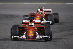 Sebastian Vettel, Ferrari SF70H, Kimi Raikkonen, Ferrari SF70H