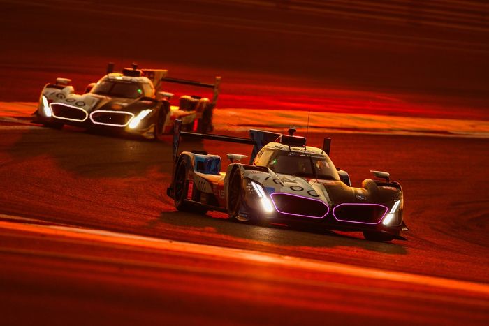 #15 BMW M Team Wrt BMW M Hybrid V8: Dries Vanthoor, Raffaele Marciello, Kevin Magnussen