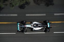 Lewis Hamilton, Mercedes AMG F1 W07 Hybrid