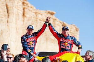 #305 JCW X-Raid Team: Carlos Sainz, Lucas Cruz