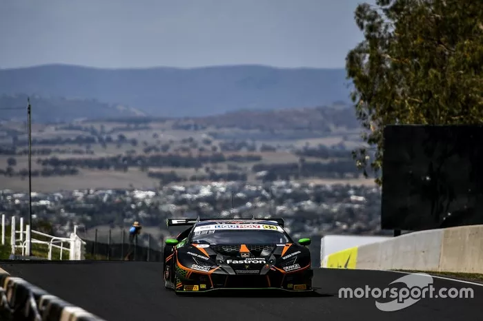 #63 Orange 1 FFF Racing Team Lamborghini Hurracan GT3: Andrea Caldarelli, Marco Mapelli, Dennis Lind