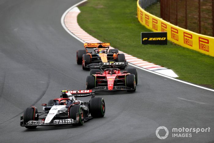Yuki Tsunoda, AlphaTauri AT04, Carlos Sainz, Ferrari SF-23, Oscar Piastri, McLaren MCL60