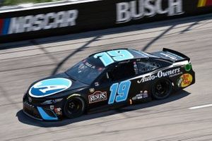 Martin Truex Jr., Joe Gibbs Racing, Toyota Camry Auto-Owners Insurance