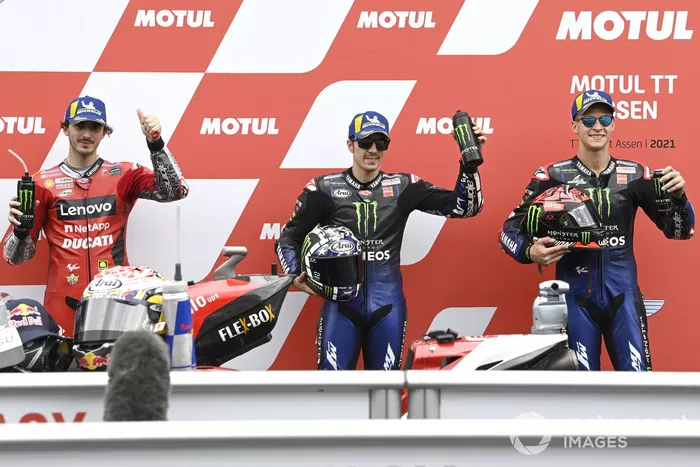Ganador de la pole Maverick Viñales, Yamaha Factory Racing, segundo Fabio Quartararo, Yamaha Factory Racing, tercero Francesco Bagnaia, Ducati Team