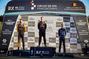 Podio: Ganador de la carrera Johan Kristoffersson, Kristoffersson Motorsport, segundo puesto Niclas Gronholm, Construction Equipment Dealer Team, tercer puesto 