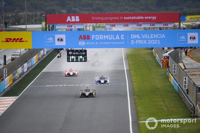 Antonio Felix Da Costa, DS Techeetah, DS E-Tense FE21 Maximilian Gunther, BMW i Andretti Motorsport, BMW iFE.21, Alex Lynn, Mahindra Racing, M7Electro 