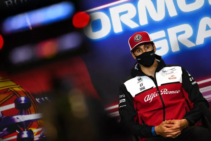 Antonio Giovinazzi, Alfa Romeo Racing en la conferencia de prensa