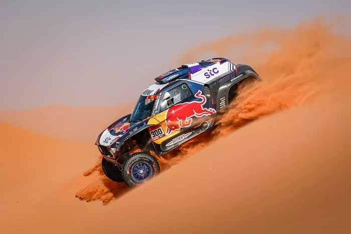 #300 X-Raid Mini JCW Team: Carlos Sainz, Lucas Cruz