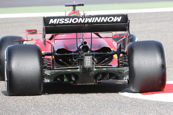 Detalle trasero del Ferrari SF21 