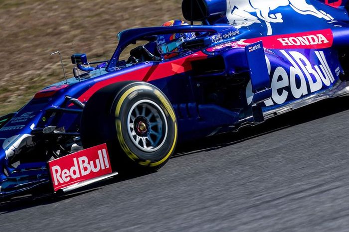 6º Alex Albon, Scuderia Toro Rosso STR14, 1:16.882 (neumáticos C5, día 7)