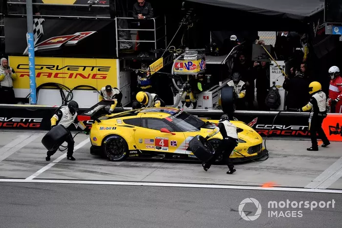 #4 Corvette Racing Corvette C7.R, GTLM: Oliver Gavin, Tommy Milner, Marcel Fassler
