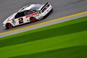  Brad Keselowski, Team Penske, Ford Mustang Discount Tire