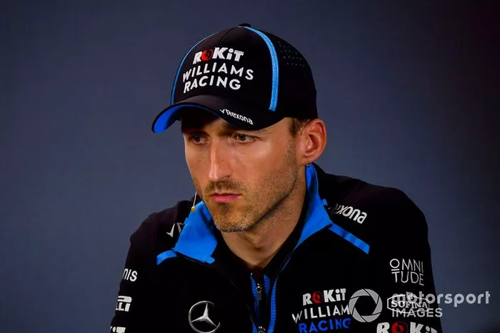 Robert Kubica, Williams Racing, durante la conferenza stampa
