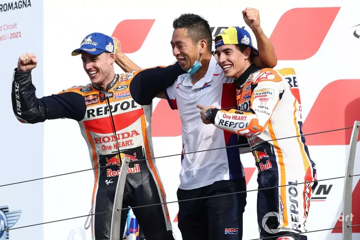 Podio:  ganador Marc Márquez, Repsol Honda Team, segundo lugar Pol Espargaró, Repsol Honda Team