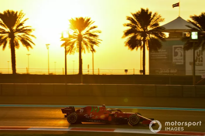 Robert Shwartzman, Ferrari SF21 