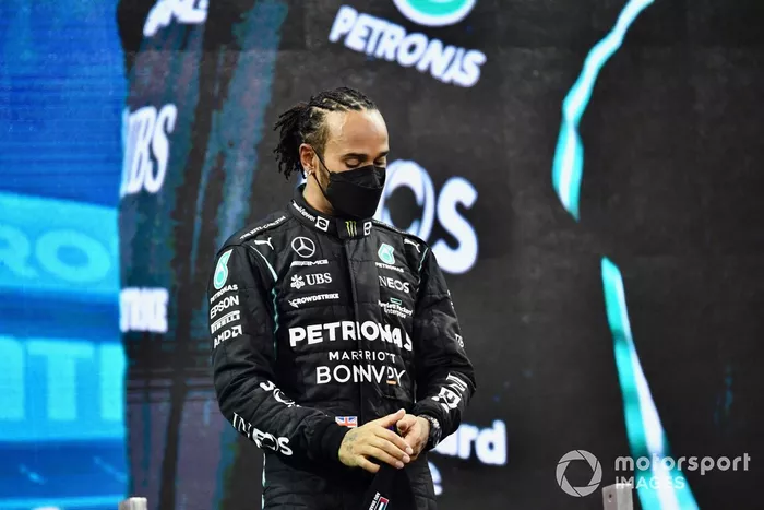 Podio: segundo lugar Lewis Hamilton, Mercede