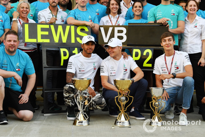 Yarış galibi Lewis Hamilton, Mercedes AMG F1 ve Valtteri Bottas, Mercedes AMG F1 ve George Russell, Mercedes AMG F1